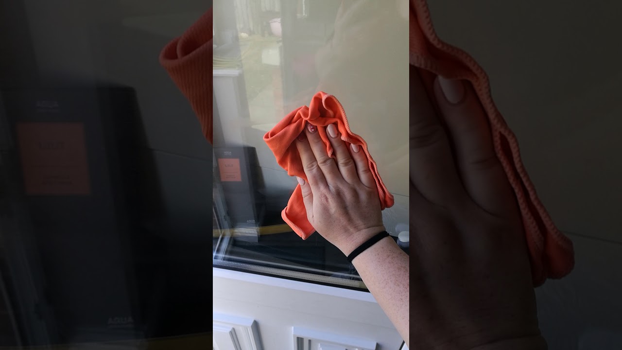 SPOSÓB NA CZYSTE OKNO W MNIEJ NIŻ 2 MINUTY!