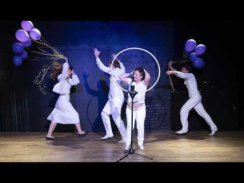 Un voyage, mené par six comédiens, au cœur de la parentalité et de la  