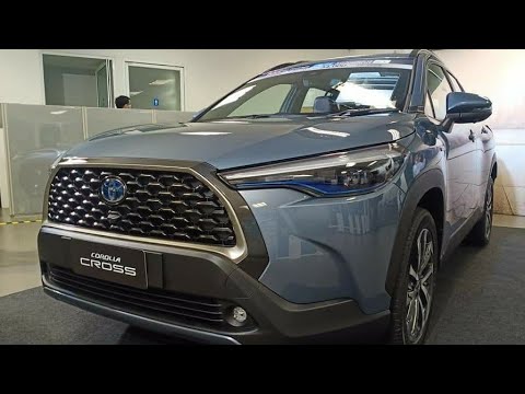 2020 Toyota Corolla CROSS Interior and Exterior - First Look !!