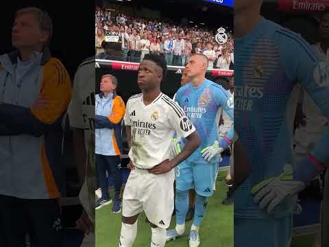 Try not to cry 😭 Ancelotti gets emotional to tears in his Real Madrid farewell 👏