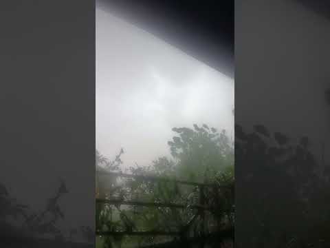 cae fuerte aguacero en la hermosa y calorosa bosconia César costa norte