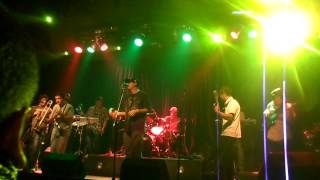 The Cartonnes. One Step Beyond