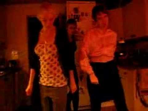 S and Lampan dancing to Ace of Base - Don´t turn around