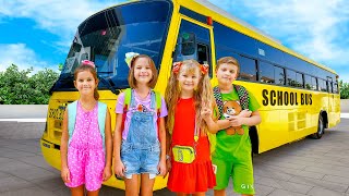 Diana and Roma teach School bus rules with friends Mp4 3GP & Mp3