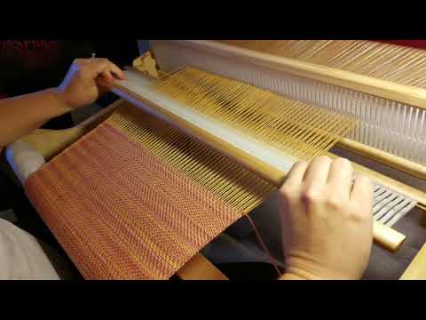 Weaving 2/1 twill on Rigid Heddle Loom