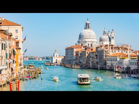 Discover the Grand Canal in Venice, Italy