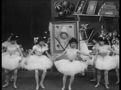 The Magic Lantern, 1903