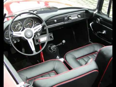 1964 Alfa Romeo 2600 spider (Photo video with stereo engine sounds!)