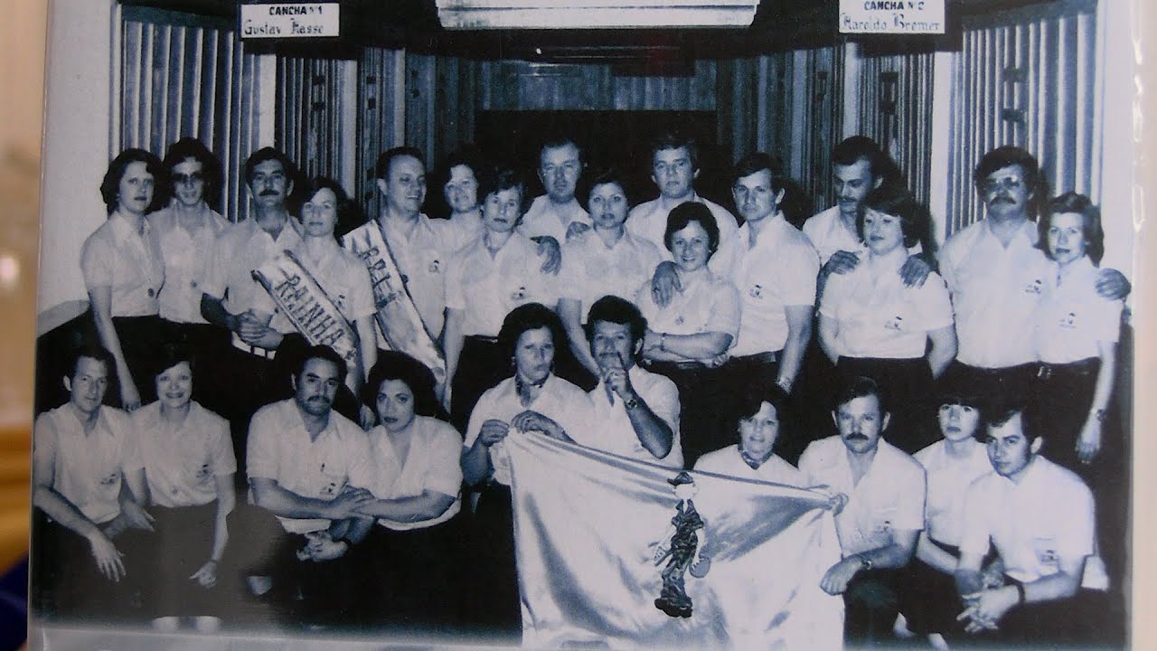 Meio século de amizade e bolão: um grupo que resiste ao tempo