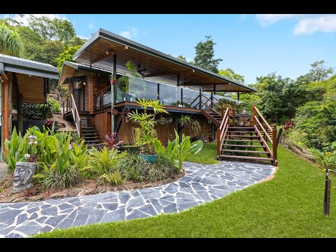 14-16 Esterina Close, Redlynch, QLD 4870, 3房, 2浴, 独立屋