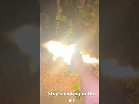 Full size draco shooting with 1 hand