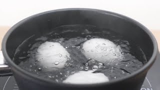 How to Tell When an Egg Is Boiled