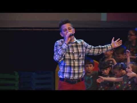 8* FESTIVAL ŠARENI VOKALI 2017 - Petar Bulatović CG/Zagrljaj/ GRAND PRIX Šareni Vokal 2017.