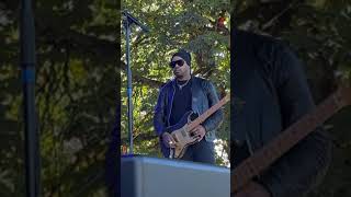 It’s freaking Eric Johnson 🎸🤯#ericjohnson #blues #rock #guitarplayer #soundcheck  #fenderguitars