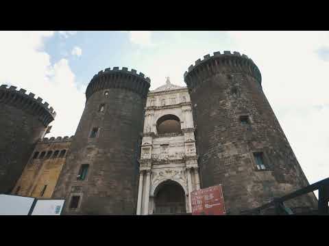 Via del Corso B2 - Unità 5 - Clip culturale: "Napoli, una città da vivere."