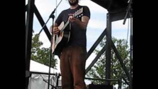 Mason Jennings - Living in the Moment (Bonnaroo, 2008)
