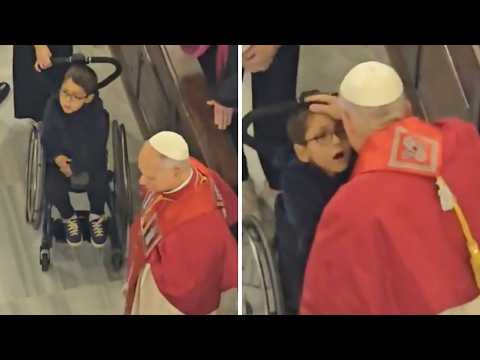 Papst Leo XIV. bemerkt das kranke Kind und seht, was er tut 🥹🙏
