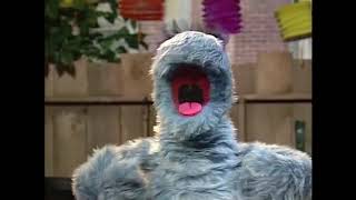 Sesame Street - Monster Up and Down
