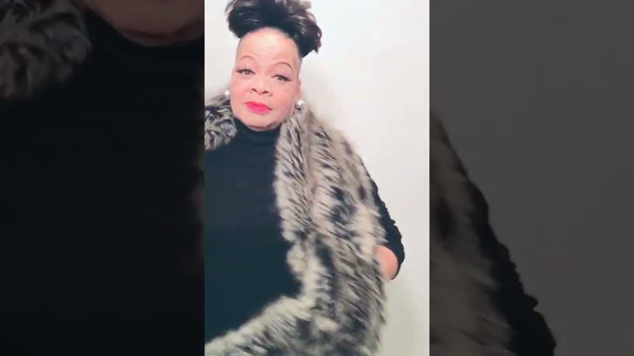 Scarf Art - Winter Warmth and Style - #short #shorts #shortsfeed #shortsyoutube #fauxfur