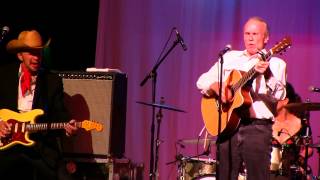 Dave Alvin and Phil Alvin 2014-08-16 Conroe, TX T08 - How You Want It Done