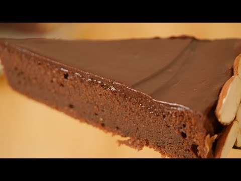 This is One of the Best Chocolate Cakes; Julia Child's Queen of Sheeba (La Reine de Sabaa)