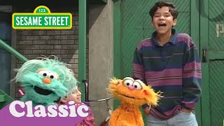 Sesame Street: Everybody Say Hola Song with Rosita and Zoe