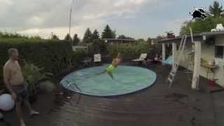 preview picture of video 'Poolaction in Jolme by Alby'
