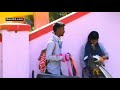 A Dono Kaya Kar Rahe Hai Kapde Nikar Kar