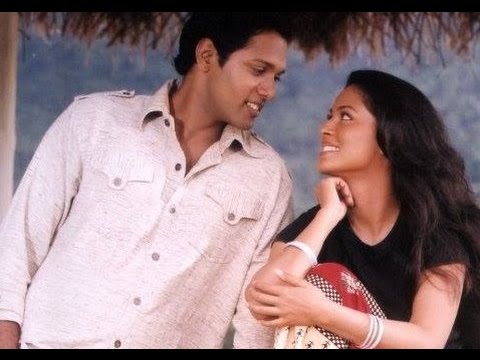 "පැහැසර ඔබේ අදරේ"ආසයි මං පියාඹන්න චිත්‍රපටයේ ලස්සන ගීතයක්(HD) රංගනය Pooja Umashankar