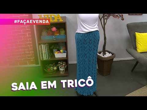 Saia em tricô por Vitória Quintal