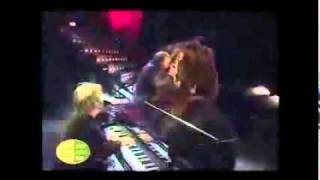 tengo ganas sin bandera en vivo