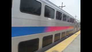 preview picture of video 'New Jersey Transit train at Roselle Park'