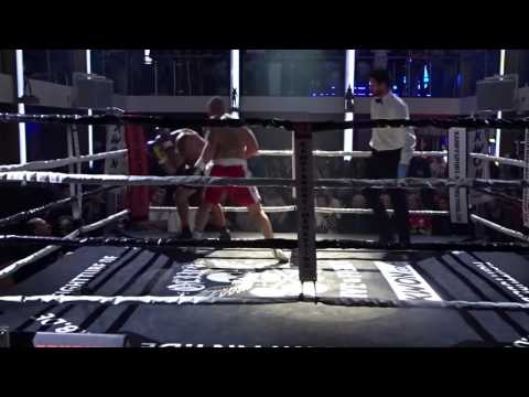 MAH01070 David Wilken vs Laszlo Czene R3