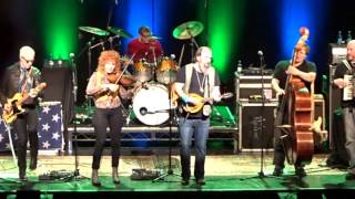 Galway Girl/Little Emperor/ Acquainted With The Wind, Steve Earle, Bexhill, 16th October 2015