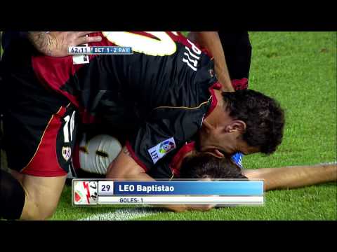Gol de Leo Baptistao (1-2) en el Real Betis - Rayo Vallecano J2