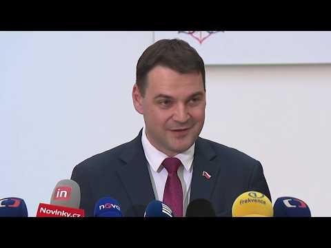 Macinka o rozhodnutí Ústavního soudu: pokus o ústavní puč, prezident vyhlásil vládě válku