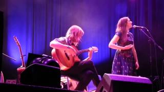 Josienne Clarke & Ben Walker - Like an Old Fashioned Waltz