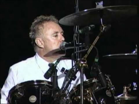 QUEEN & PAUL RODGERS - These are the days of our lives (live in Sheffield 2005)