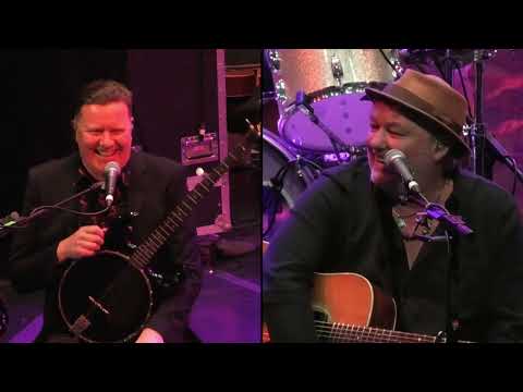 The Levellers - Collective / Live