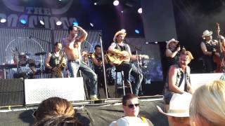 My Personal Song - The BossHoss @Allmend Rockt 2014