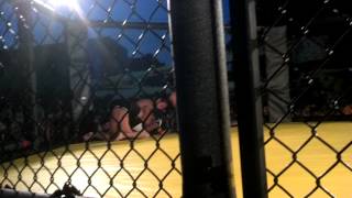preview picture of video 'Logan zamora cage fight 0-0 vs eldion pericsion'