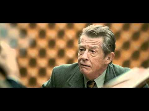 Tinker, Tailor, Soldier, Spy - Smiley is suspicious