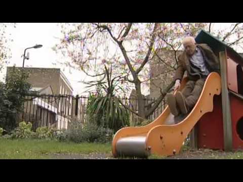 Newswipe with Charlie Brooker - Season 1 Episode 4