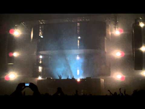 Swedish House Mafia Live Montreal - Hard Rock Sofa - Rasputin﻿