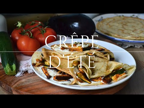 Recette d'été - Crêpe aux courgettes et aubergines avec une sauce au yaourt et zaatar