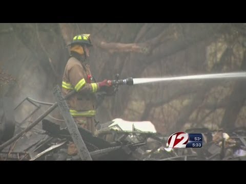 Warwick FD investigates storage garage fire