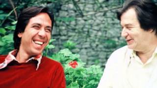 Edu Lobo & Tom Jobim - CHOVENDO NA ROSEIRA - Antonio Carlos Jobim