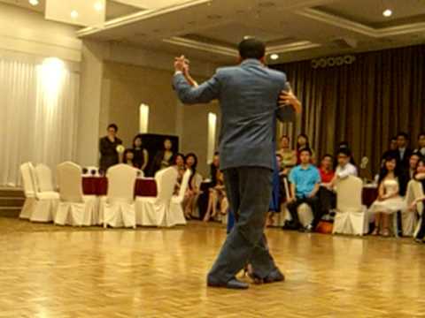 2009 Seoul Tango Festival Grand Milonga - Fabian Peralta y Virginia Pandolfi 01