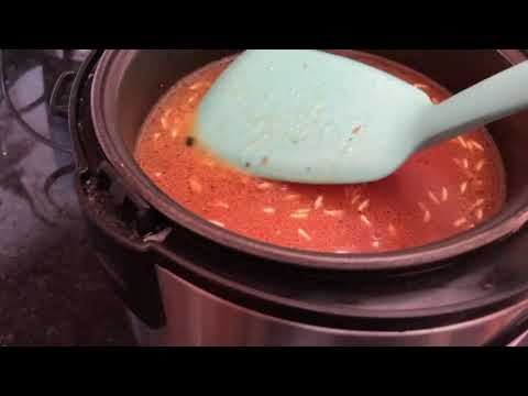 Arroz mexicano súper fácil en la arrocera/vaporera.