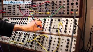 Video thumbnail for Analogue Systems rs95e rs100s eurorack acid by bigcitymusic
